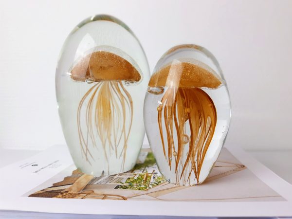 Paperweights of presse-papier jellyfish kwallen in glas-Oranje